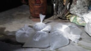 Bihar news:-60लीटर देशी शराब के साथ शराब तस्कर गिरफ्तार