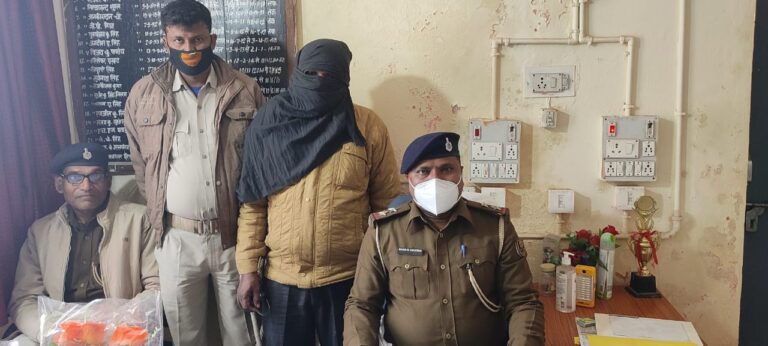 Bihar news 3 वर्षों से नगद लूट का फरार आरोपी नौतन पुलिस ने किया गिरफ्तार