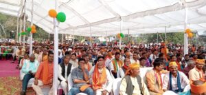 अम्बेडकर नगर न्यूज : भाजपा केंद्रीय मंत्री अनुराग ठाकुर का विद्यालय परिसर मे उतरा उड़न खटोला से हुआ 