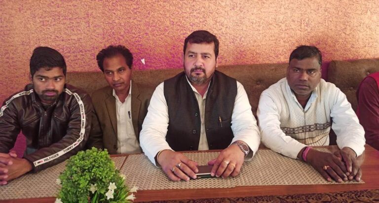 Etawah News: Congress did not field any candidate from Jaswantnagar assembly