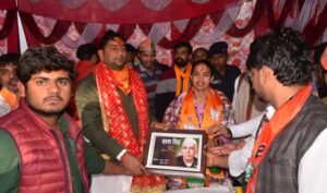 Meerut News: International female wrestler Babita Phogat in support of BJP