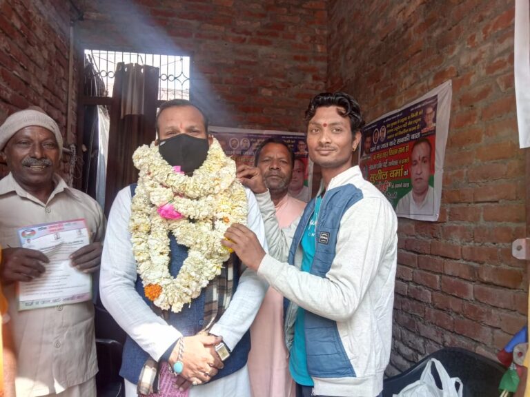 Meerut News: LJP candidate was given a warm welcome.