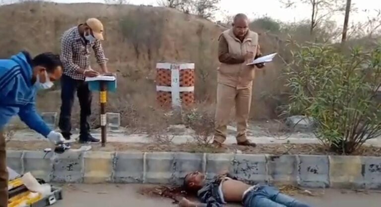 Etawah News: Dead body of 25-year-old youth found, suspected of murder