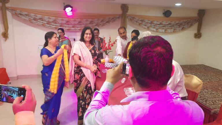 Meerut News: Program organized on the eve of World Women's Day.