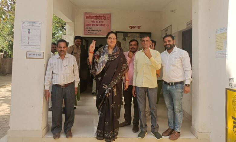 Agra News: बाह विधानसभा में कड़ी सुरक्षा व्यवस्था के बीच शांतिपूर्वक संपन्न हुआ एम एल सी चुनाव