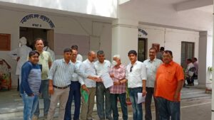 Agra News: बलिया पत्रकारों के समर्थन में ग्रामीण पत्रकार एसोसिएशन ने अपरआयुक्त को राज्यपाल को संबोधित सौंपा ज्ञापन