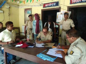 Bihar news 24 घंटे के अंदर झपट्टा मार हीरो के 2 सदस्य छिनी गई मोबाइल के साथ गिरफ्तार