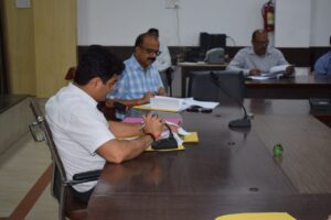 प्रयागराज न्यूज़ :जिलाधिकारी की अध्यक्षता में जिला सलाहकार समिति (पीसीपीएनडीटी) की बैठक सम्पन्न