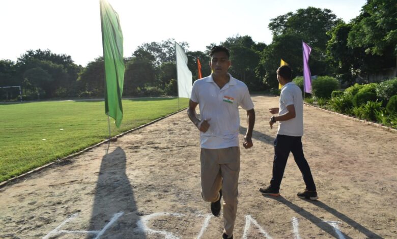 05 km marathon of policemen from the ground located on the police line to commemorate the Amrit Mahotsav of Azadi