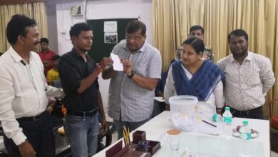 Prayagraj News बी एस एन एल वेन्डिग जोन में फूड वेन्डरो को मिली दुकाने