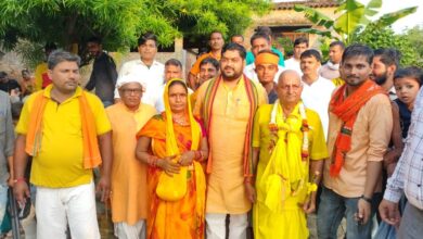 अम्बेडकर नगर न्यूज : पितृ पक्ष में गयाधाम के लिए जा रहे लोग