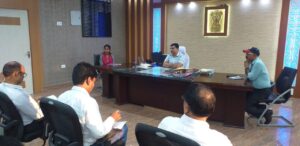Bihar news बायोमेट्रिक के माध्यम से शत-प्रतिशत उपस्थिति दर्ज कराना सुनिश्चित करें कार्यालय प्रधान : जिलाधिकारी