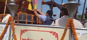 Bihar news 2 अक्टूबर गांधी जयंती के अवसर पर गांधी आश्रम भितिहारवा से प्रशांत किशोर ने किया जन सूरज पदयात्रा का आगाज