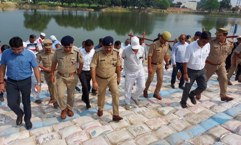 Prayagraj News :मूर्ति विसर्जन के लिए विसर्जन स्थल पर सभी आवश्यक व्यवस्थायें चुस्त-दुरूस्त बनाये रखने के दिए निर्देश