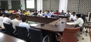 Prayagraj News :मुख्य विकास अधिकारी की अध्यक्षता में जिला स्वच्छता समिति की बैठक सम्पन्न