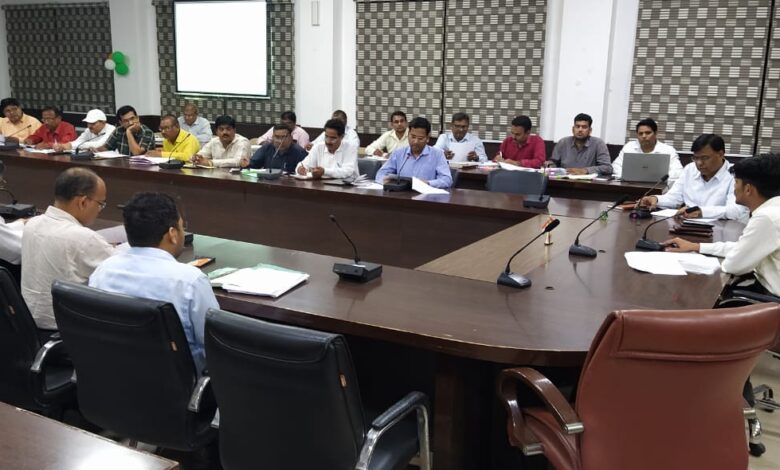 Prayagraj News :मुख्य विकास अधिकारी की अध्यक्षता में जिला स्वच्छता समिति की बैठक सम्पन्न