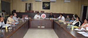 Prayagraj News :स्वास्थ्य सम्बंधी योजनाओं के क्रियान्वयन में किसी भी प्रकार की लापरवाही या उदासीनता स्वीकार्य नहीं