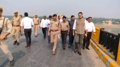 Etawah News: DM, SSP inspected Chambal bridge