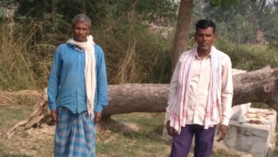 अम्बेडकर नगर न्यूज : सार्वजनिक बंजर जमीन पर दबंगों द्वारा कब्ज़ा करने का किया जा रहा प्रयास ग्रामीणों ने शिकायती पत्र देकर न्याय की गुहार 