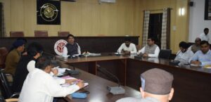 Prayagraj News : जिलाधिकारी की अध्यक्षता में धान क्रय केन्द्रों की तैयारियों की समीक्षा बैठक संपन्न