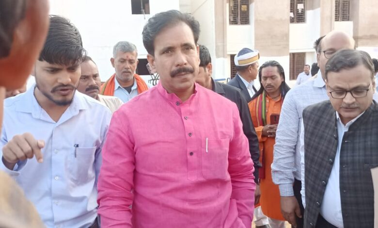 Prayagraj News :मा0 उच्च शिक्षा राज्य मंत्री ने बीएमजी डिग्री कॉलेज बघेडा में आयोजित वार्षिकोत्सव कार्यक्रम में मुख्य अतिथि के रुप में हुई में हुई सम्मिलित
