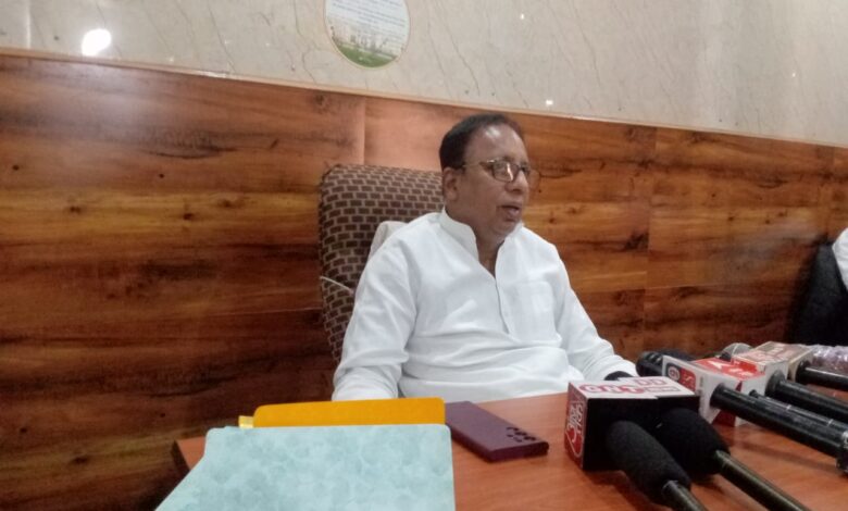 Bihar News सांसद चंपारण उद्योग रोजगार मेला आयोजित