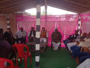 Bihar News-पातेपुर विधायक ने पातेपुर प्रखंड के मंडीडीह पंचायत कर सलेमपुर सलखननी गांव में दो प्रखंड को जोड़ने वाली सड़क का शिलान्यास किया