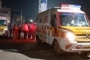 Bihar. News बेतिया में अनियंत्रित ट्रक ने 4 लोगों को कुचला, दो की दर्दनाक मौत