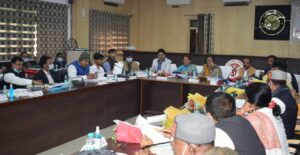 Prayagraj News: District Development Coordination and Monitoring Committee (Disha) meeting chaired by Hon'ble MP Prof. Rita Bahuguna Joshi and co-chaired by Hon'ble MP Phulpur and Hon'ble MP Bhadohi