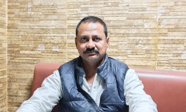 Bihar News : उप मुख्य पार्षद प्रत्याशी सरवरी खातुन के पति का निगम की जनता से मतदान अपने पक्ष में देने की अपील