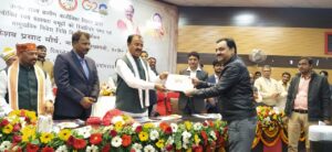 Prayaagraj News:मा0 उपमुख्यमंत्री जी ने बटन दबाकर 7724 स्वयं सहायता समूहों की महिलाओं के खाते में 50.53 करोड़ रू0 का किया आॅनलाइन हस्तातंरण
