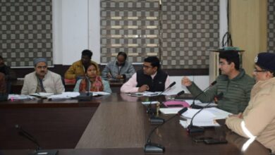 Prayaagraj News :पुलिस आयुक्त एवं जिलाधिकारी की अध्यक्षता में जिला सड़क सुरक्षा समिति की बैठक सम्पन्न