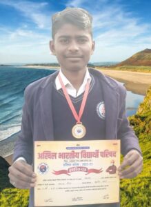 अम्बेडकर नगर न्यूज : इंटर कॉलेज द्वारा मेधावियों छात्र छात्राओं को गोल्ड मेडल एवं प्रशस्ति पत्र देकर किया सम्मानित 