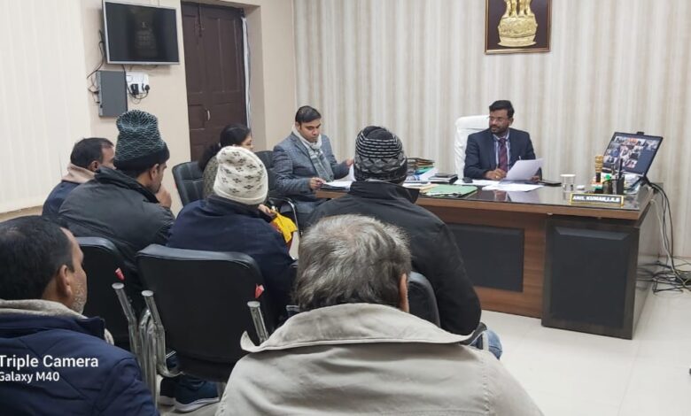 Bihar News मनरेगा, आवास योजना एवं लोहिया स्वच्छ बिहार अभियान अंतर्गत लंबित मामलों का त्वरित गति से कराएं निष्पादनः प्रभारी जिलाधिकारी