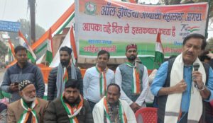 तरफ से लोगो को जोड़ने का और भाईचारा बनाये रखने का कार्य करते रहेंगे। कार्यक्रम मे निजाम अब्बासी, यासीन अब्बासी, नदीम नूरी जी, इमरान अब्बासी, आसिफ अब्बास, समीर अब्बासी, शाहिद अब्बासी, इसराज अब्बासी, सद्दाम अब्बास, आमीन अब्बास, फारूक अब्बासी, एहसान अब्बासी आदि लोग मौजूद रहे।