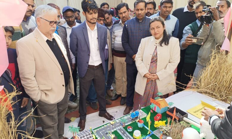 Prayagraj News :असंगठित क्षेत्र के नव प्रवर्तको हेतु नव प्रवर्तन प्रदर्शनी संपन्न