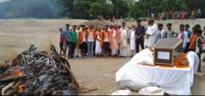 Bihar News--देश के लिए शहीद हूए जय किशोर सिह अब माता पिता के साथ जंदाहा पुलिसिया जुल्म