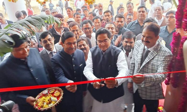 Etawah News: MP Ram Gopal Yadav inaugurated Yash International School