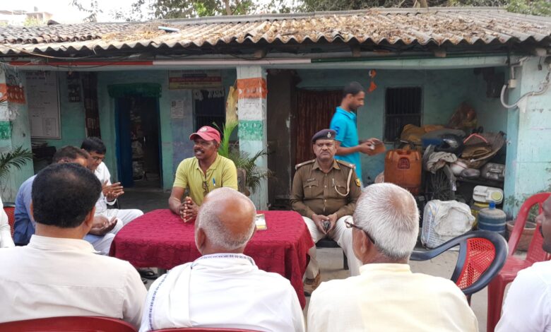 Bihar News-आज दिनांक,02/03/2023को शाम मे बरांटी ओपी थाना पर होली एवं सब ए बारात को लेकर शांति समिति की बैठक हुआ