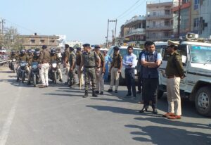 Bihar News शांतिपूर्ण एवं सौहार्दपूर्ण वातावरण में शब-ए-बरात एवं होली सम्पन्न कराने हेतु किया गया फ्लैग मार्च