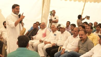 Bihar. News सारण शिक्षक निर्वाचन क्षेत्र से विधान परिषद के उम्मीदवार अफाक अहमद को मिला प्रशांत किशोर का समर्थन, सारण के जन सुराज पदयात्रा कैंप में पहुंचे हजारों शिक्षक