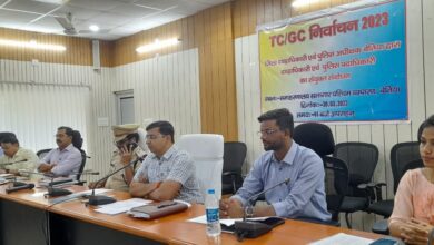 Bihar News पूर्ण स्वच्छ, निष्पक्ष, भयमुक्त एवं शांतिपूर्ण वातावरण में सम्पन्न कराएं मतदान : जिलाधिकारी