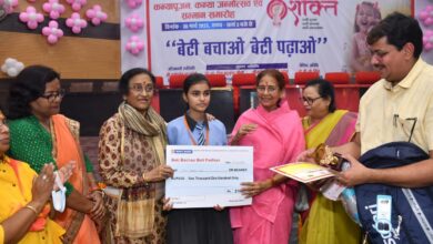 Prayaagraj News :रामनवमी के अवसर पर कन्यापूजन, कन्या जन्म उत्सव एवं सम्मान समारोह का किया गया आयोजन