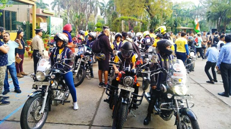 90-riders-from-all-over-the-country-participated-in-agra