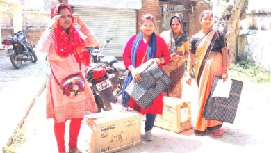 Etawah News: विश्वकर्मा योजना के तहत 400 कामकाजी महिलाओं को सिलाई मशीन मिली