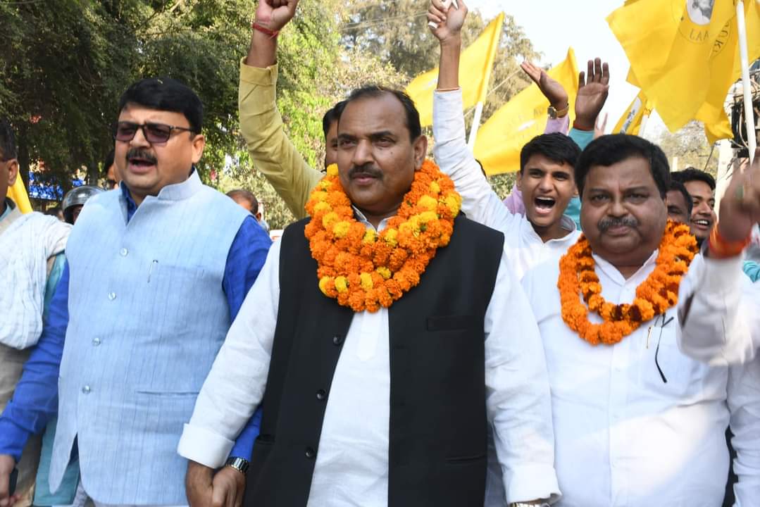 Bihar News सारण शिक्षक निर्वाचन क्षेत्र से प्रशांत किशोर के जन सुराज अभियान समर्थित उम्मीदवार अफाक अहमद की शानदार जीत