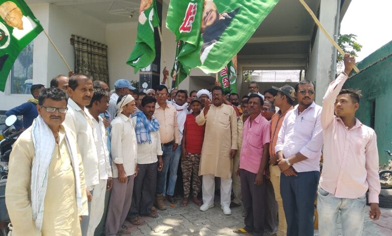 Bihar News धूम धाम से मनाया गया बाबा साहेब डॉo भीम राव अम्बेडकर का 132वा जयंती