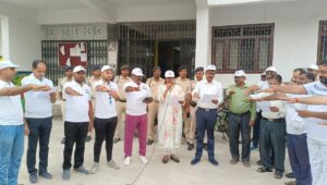 Bihar News : स्वच्छता सर्वेक्षण में जन भागीदारी को ले निकाली साइकिल रैली को डीएम व महापौर ने दिखाई झंडी