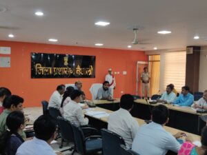 Bihar News--म्यूटेशन के आवेदनों को जल्दी बाजी में खारिज नहीं करें-- जिलाधिकारी