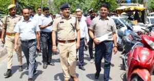 Prayagraj News : Top officials inspected the nomination rooms made for the urban body general elections and reviewed the arrangements